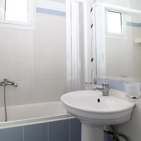 Mavrovouni House Left * Гитион