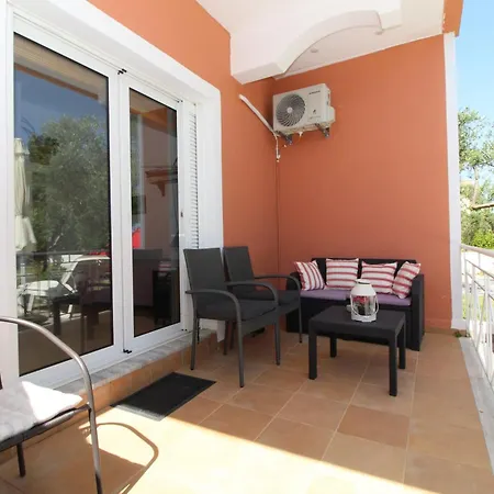 Apartamento Mavrovouni House Left *