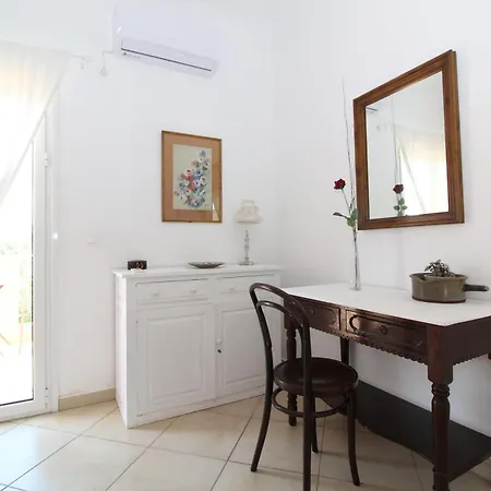 Mavrovouni House Left *