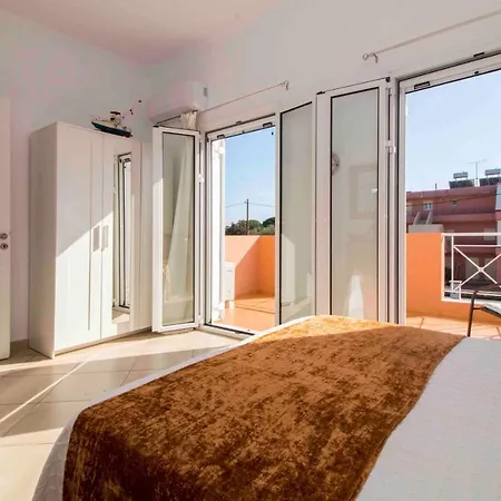 Mavrovouni House Left 伊西翁