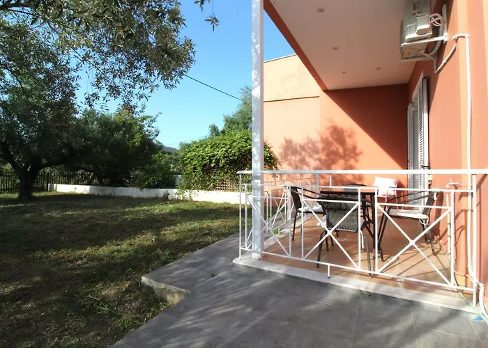 Appartement Malvazios Mavrovouni House Left