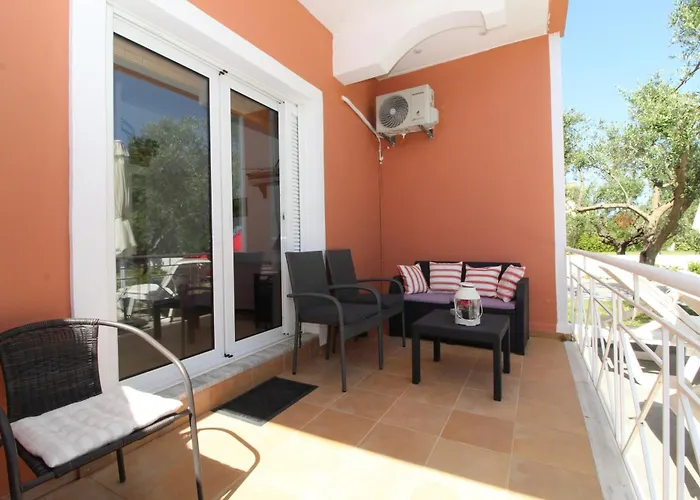 Appartement Malvazios Mavrovouni House Left *