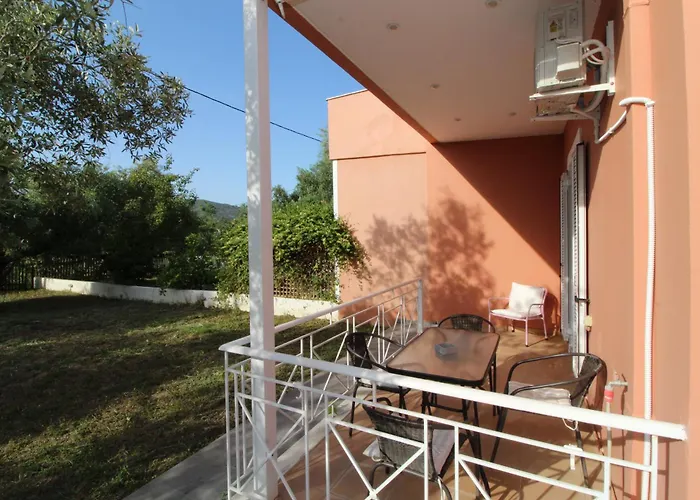 アパート Malvazios Mavrovouni House Left ギシオ